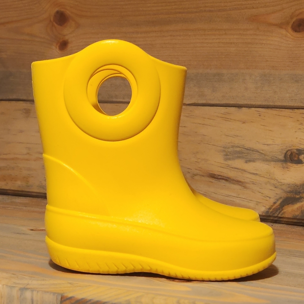 Okabashi yellow rain boots toddler size 6